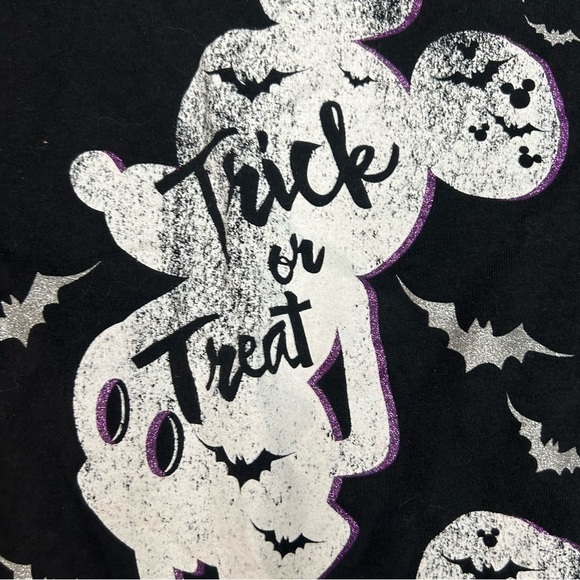 Disney Halloween pajama bundle - Picture 4 of 13